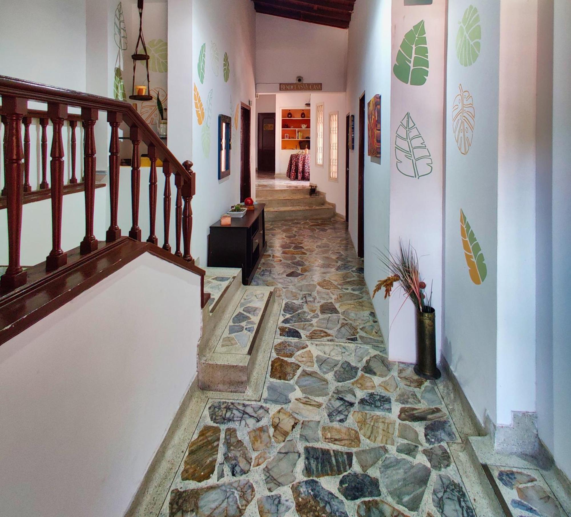 Lady Mom Hostal Medellín Kültér fotó